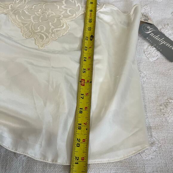 Vintage Indulgence Cream Silky Spaghetti Strap Tank Top Lingerie Lace Size S XS - Picture 6 of 8